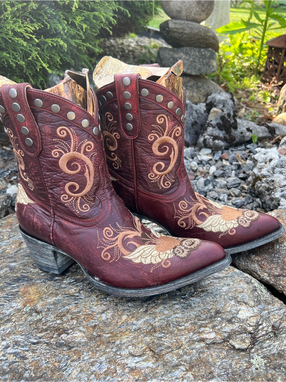 Price firm- NIB Old Gringo 9.5 Grace Little G Western cowboy Boots Heart Wings